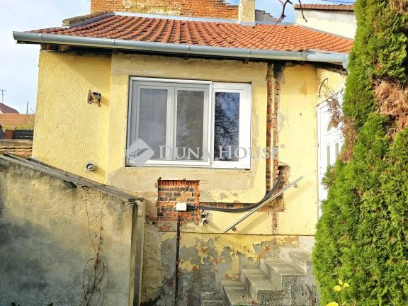 Eladó lakás Pécs 36 nm