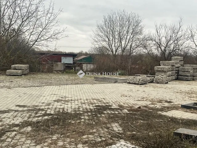 Eladó telek Pécs, Nagyárpádi út 470 nm