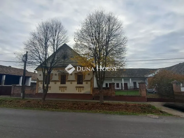 Eladó ház Majs, Kossuth Lajos utca 144 nm