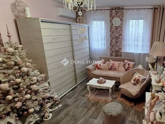 Eladó lakás Pécs 35 nm