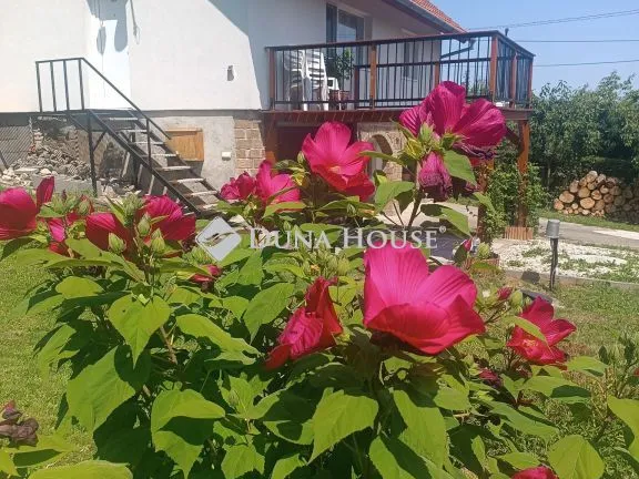 Eladó ház Pécs, Középgyükési út 62 nm