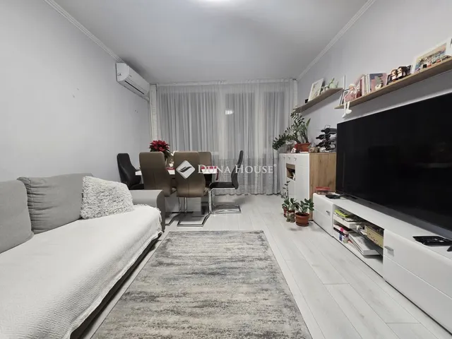 Eladó lakás Pécs, Nagy Imre út 63 nm