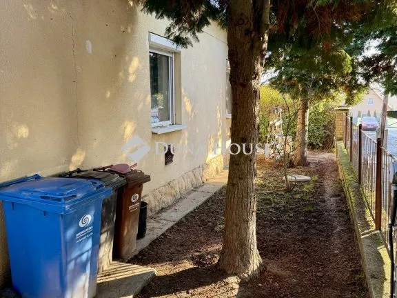 Eladó ház Pécs, Szirom utca 73 nm