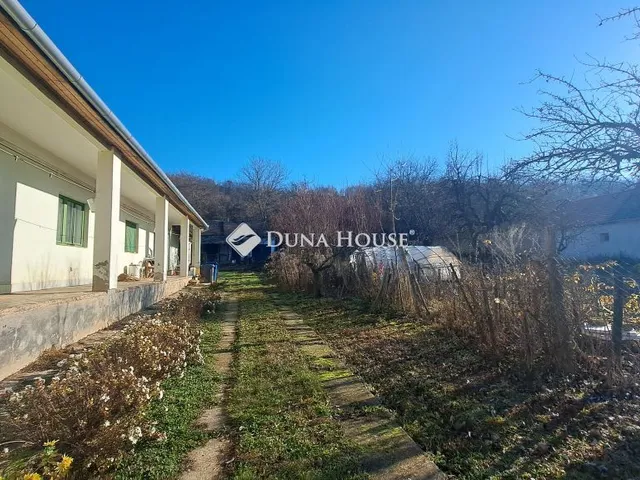 Eladó ház Liptód, Dobó utca 104 nm