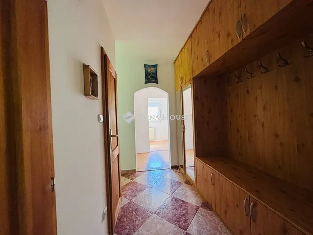 Eladó lakás Pécs, Nagy Imre út 63 nm