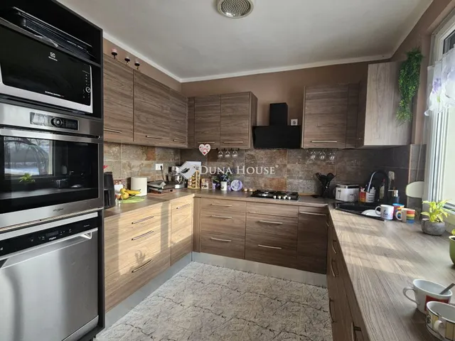 Eladó ház Magyarszék 220 nm