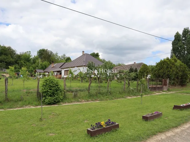 Eladó ház Mucsi 120 nm