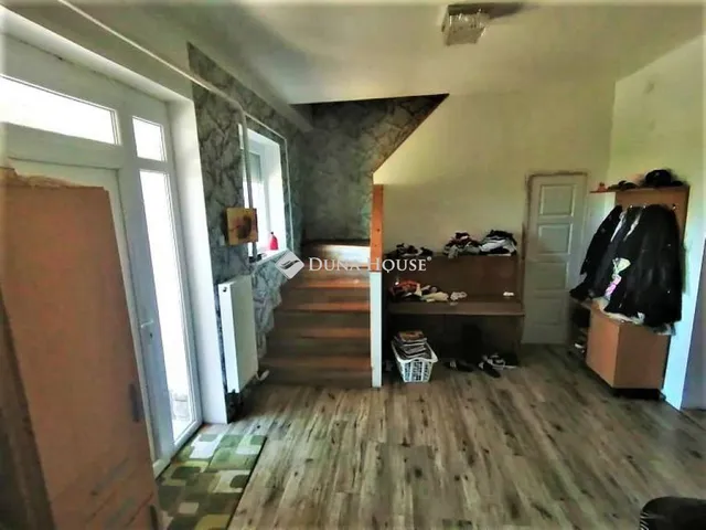 Eladó ház Komló, Kossuth akna utca 220 nm