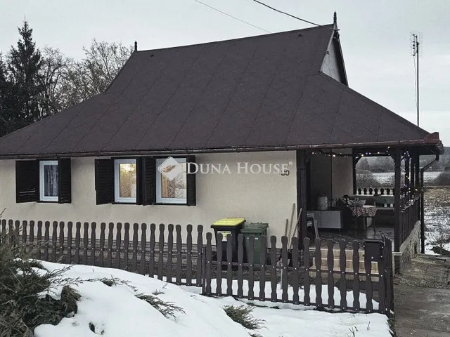 Eladó üdülő és hétvégi ház Magyarhertelend 45 nm