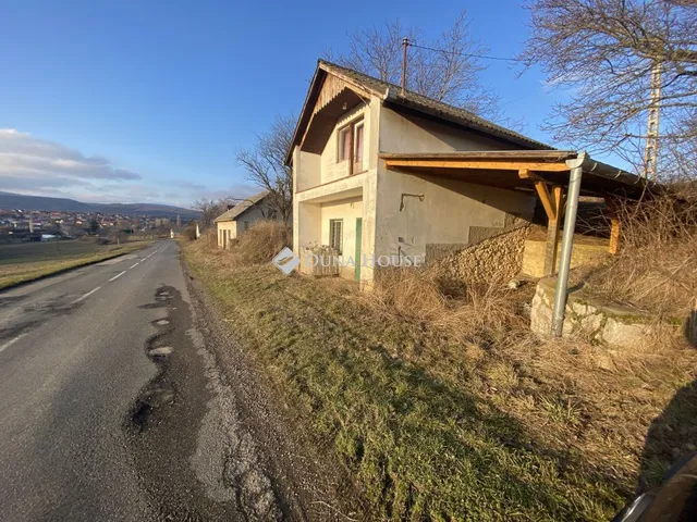 Eladó ház Pécsvárad, Külterület 66 nm