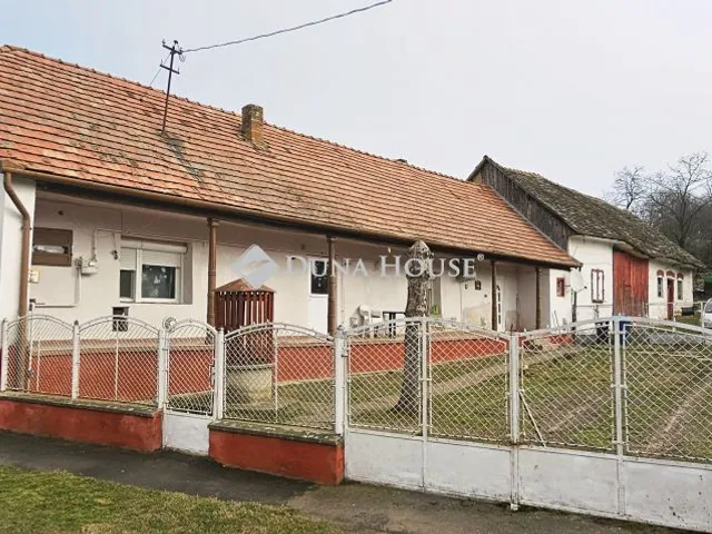 Eladó ház Geresdlak, Dózsa György utca 90 nm