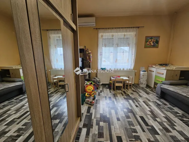 Eladó ház Kistótfalu, Bem apó utca 97 nm