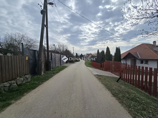 Eladó telek Gyód, Felső út 863 nm