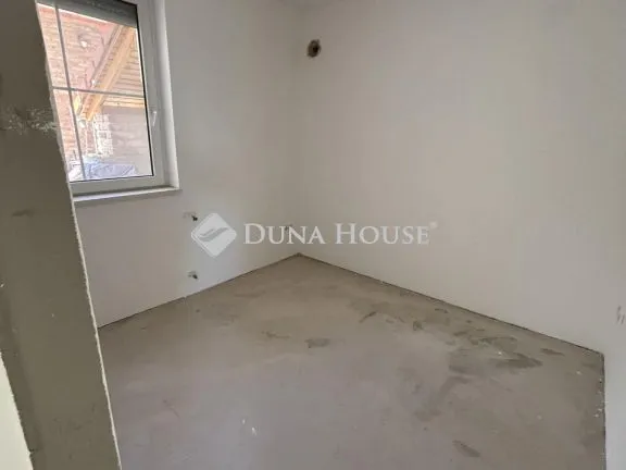 Eladó lakás Pécs 104 nm