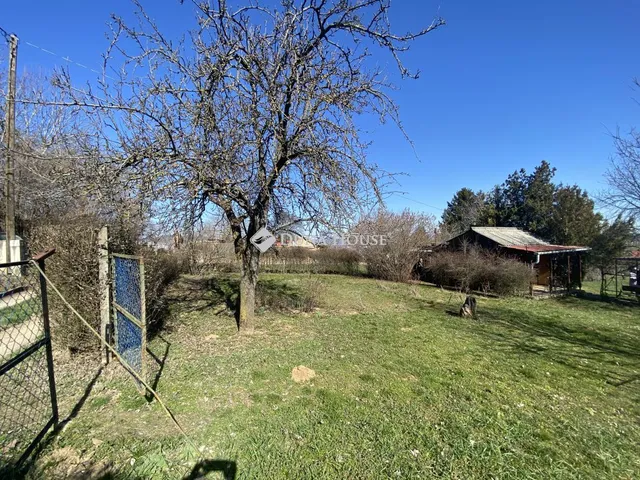 Eladó üdülő és hétvégi ház Pécs 25 nm