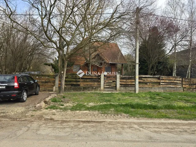 Eladó ház Birján, Szabadság tér 126 nm