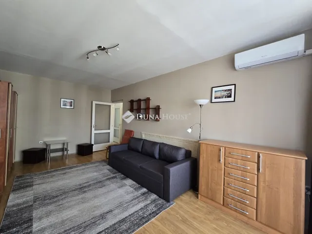 Kiadó lakás Pécs 52 nm