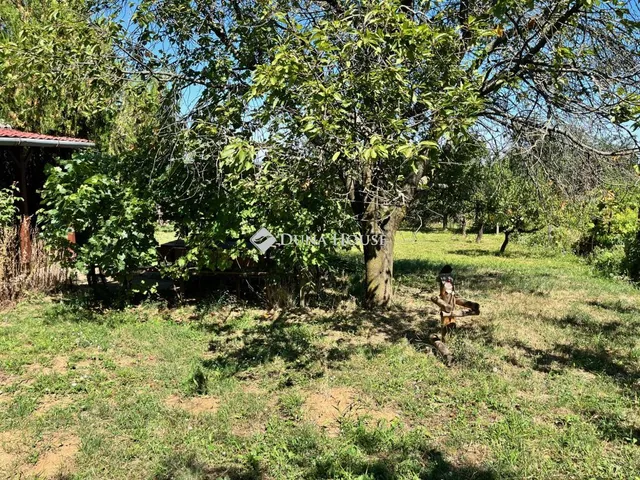 Eladó telek Pécs, Fürtöske utca 887 nm