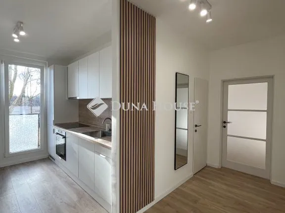 Eladó lakás Pécs, Páfrány utca 54 nm