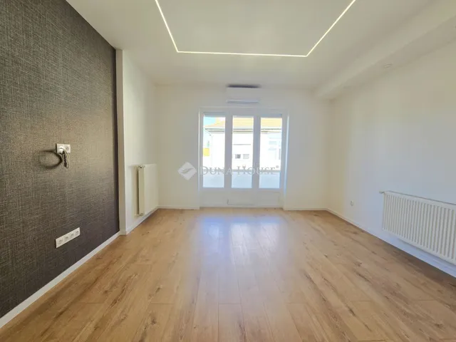 Eladó lakás Pécs 53 nm