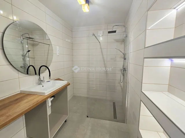 Eladó lakás Pécs 53 nm