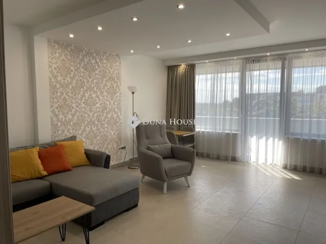 Kiadó lakás Pécs 66 nm