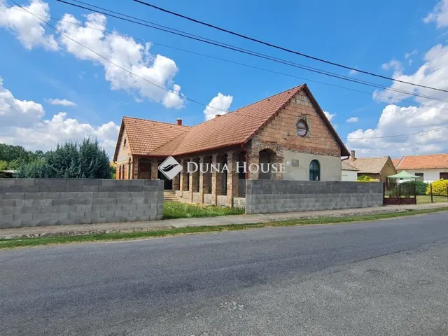 Eladó ház Szellő 102 nm