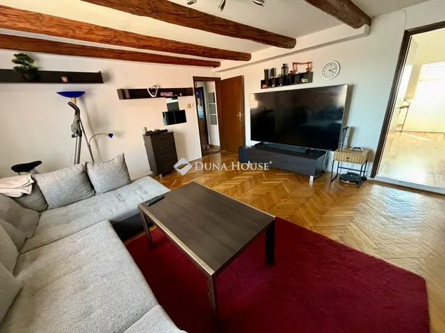 Eladó lakás Pécs 58 nm