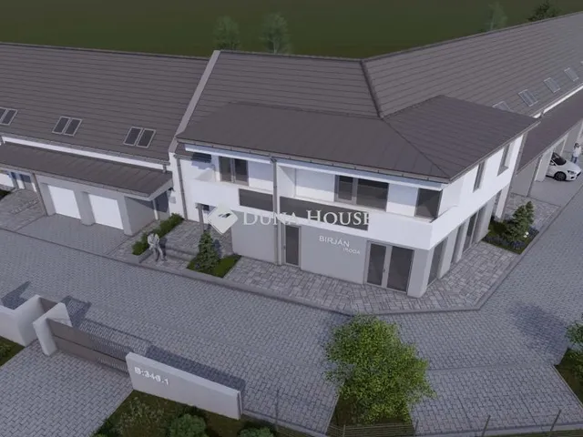 Eladó lakás Birján, Szent László utca 68 nm