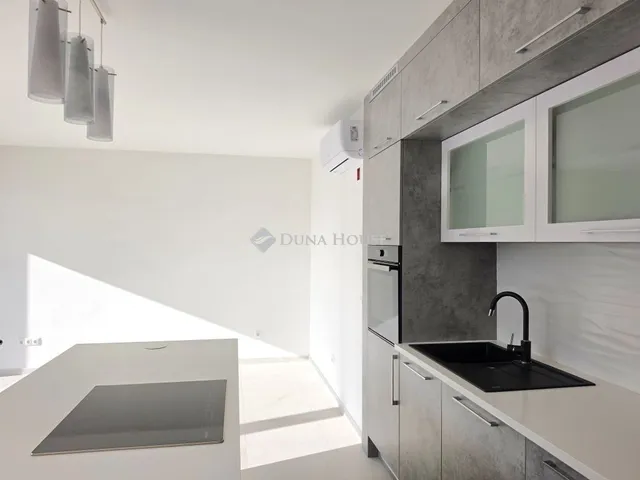 Eladó lakás Pécs 116 nm