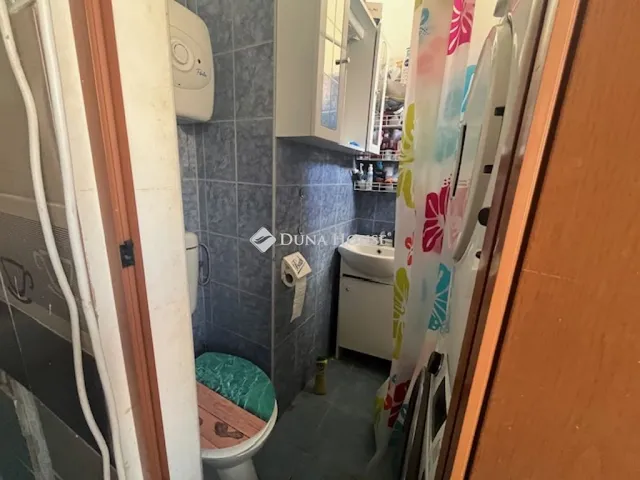 Eladó lakás Pécs, Tettye utca 28 nm