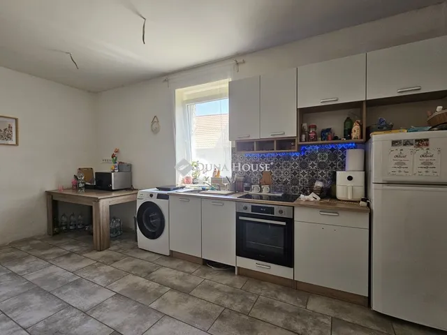 Eladó ház Szentdénes 200 nm