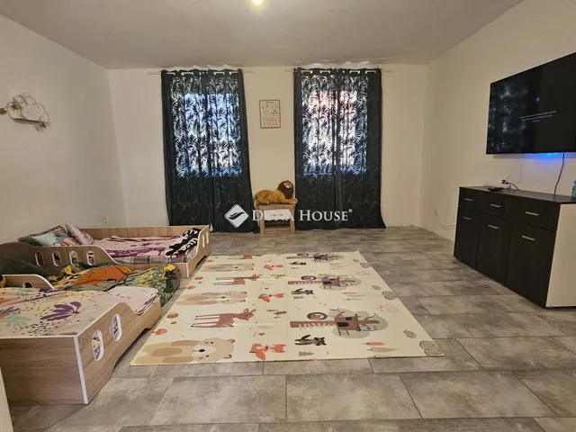 Eladó ház Szentdénes 200 nm