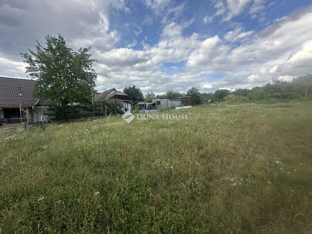 Eladó telek Gyód, Felső út 863 nm