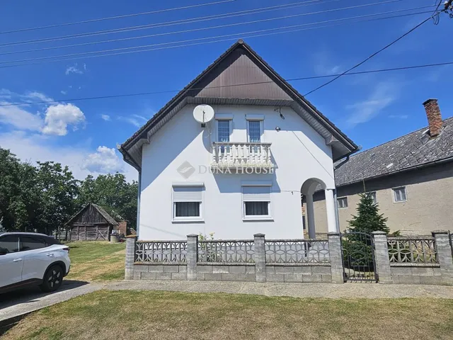 Eladó ház Felsőszentmárton 200 nm