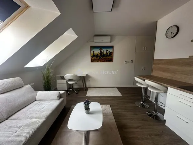 Eladó lakás Pécs, Citrom utca 24 nm