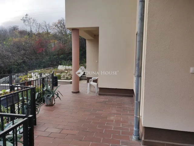 Eladó lakás Pécs 153 nm