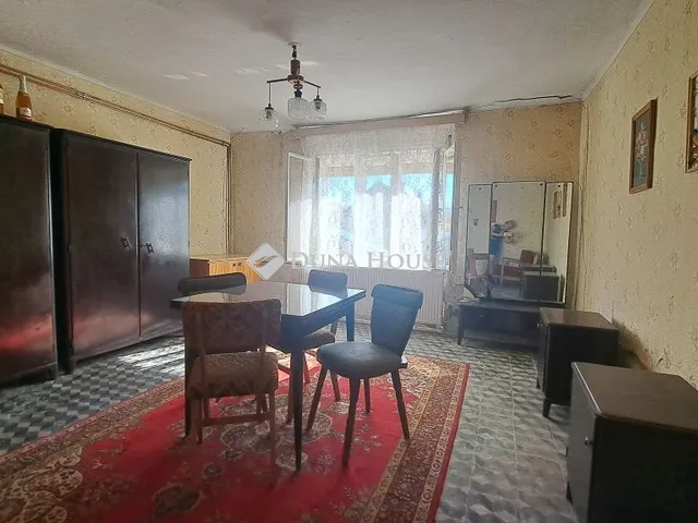Eladó ház Szaporca, Dózsa utca 110 nm