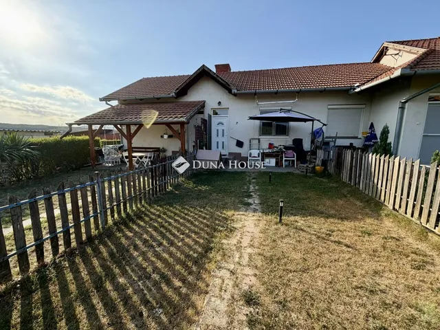Eladó lakás Bogád 31 nm