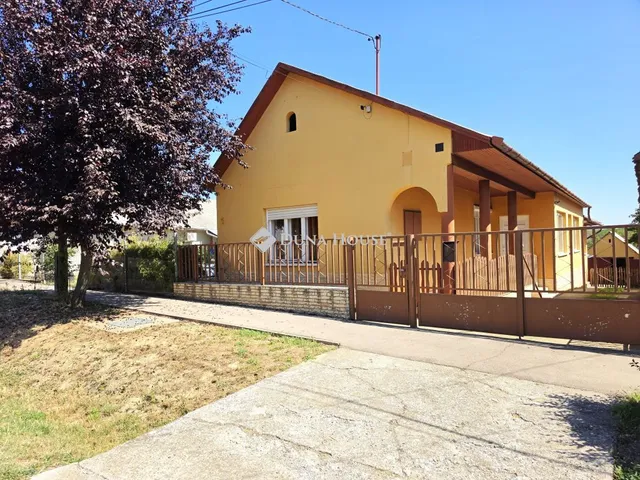 Eladó ház Berkesd 110 nm