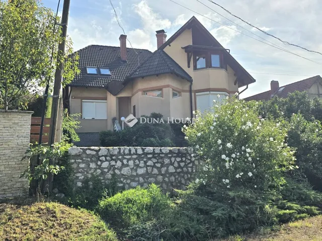 Eladó ház Pécs, Korsó dűlő 150 nm