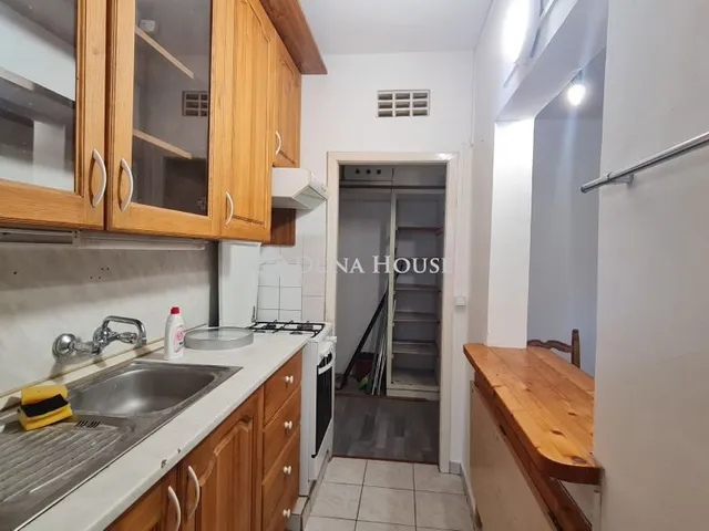 Eladó lakás Pécs 39 nm