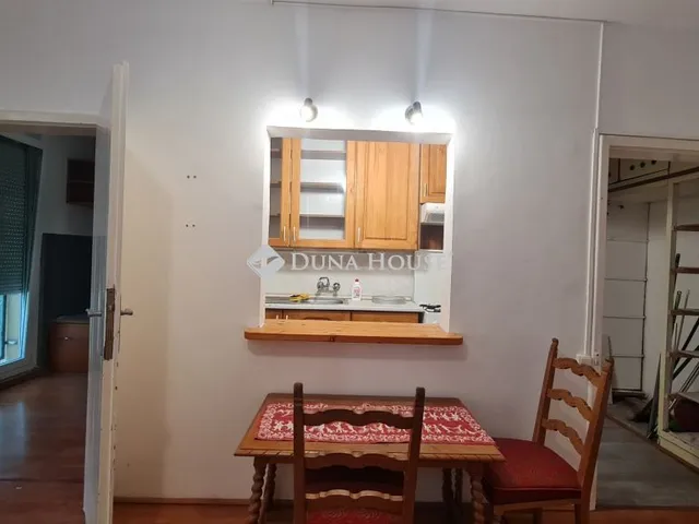 Eladó lakás Pécs 39 nm