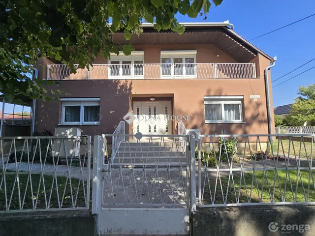 Eladó ház Szentlőrinc 180 nm
