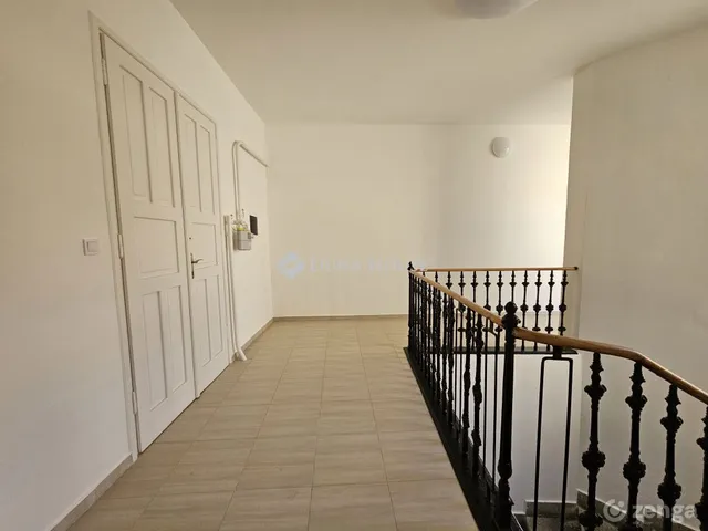 Eladó lakás Pécs 26 nm