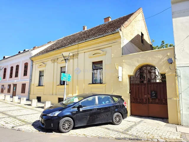 Eladó lakás Pécs 149 nm