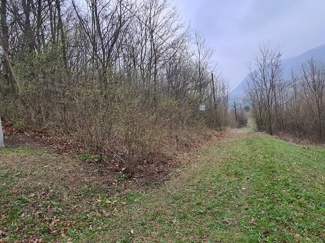 Eladó telek Kesztölc 800 nm