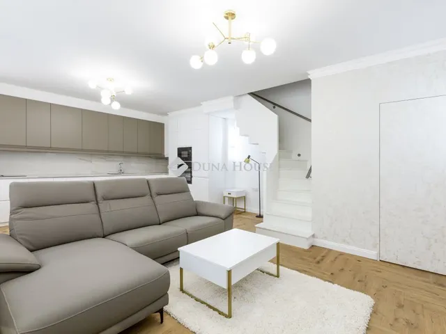 Eladó lakás Budapest V. kerület 94 nm