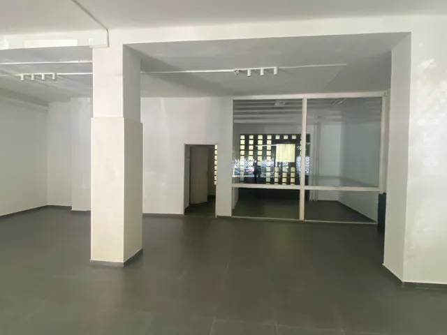 Kiadó kereskedelmi és ipari ingatlan Budapest XIII. kerület 100 nm