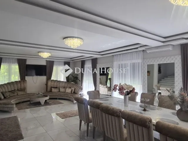 Eladó ház Budapest III. kerület 359 nm